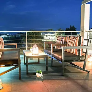 Aelia Luxury Apartament